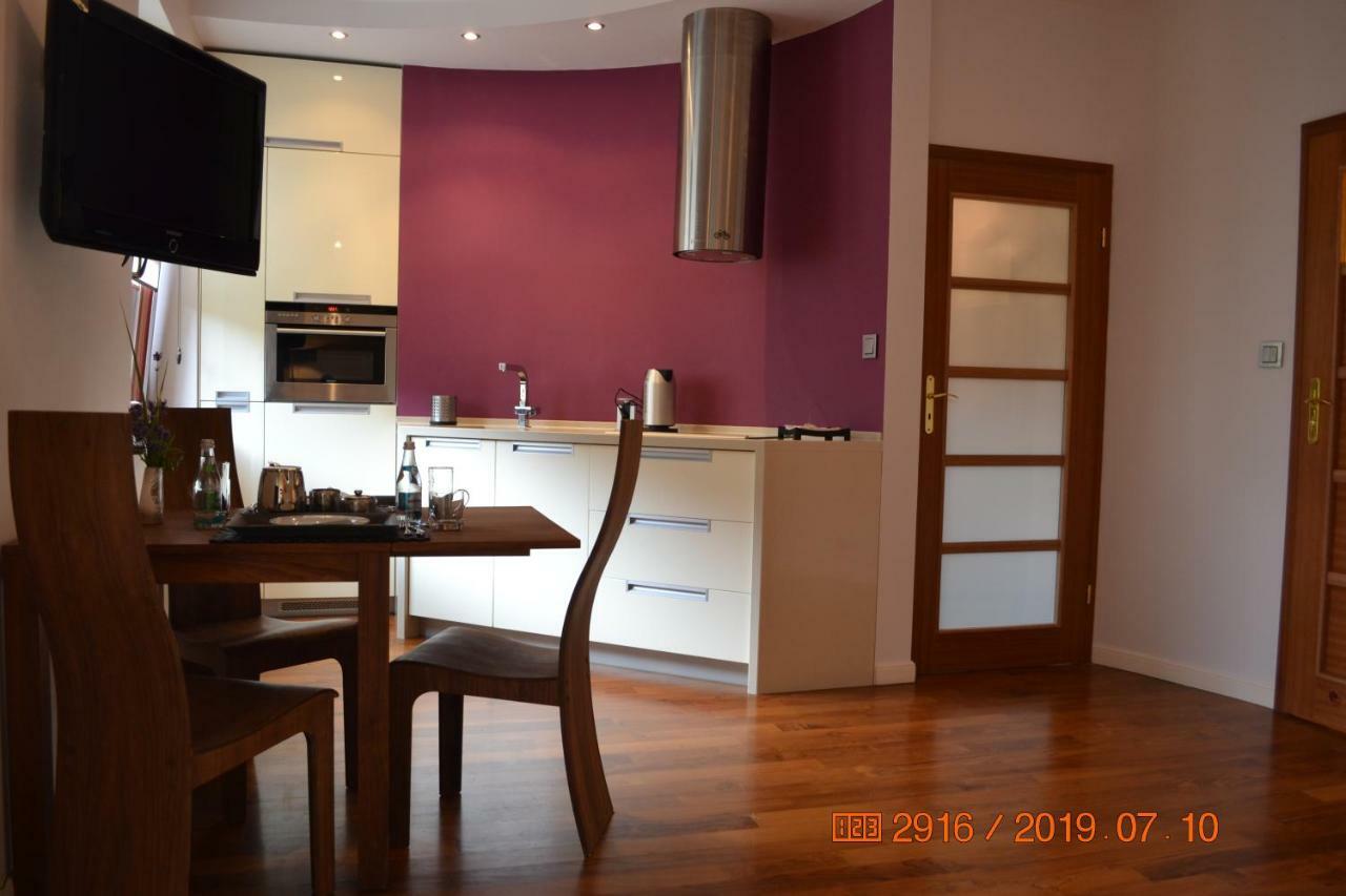 Apartament Parkowa Polana Z Ogrodem Lejlighed Polanica-Zdrój Eksteriør billede